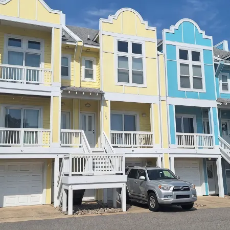 Family Obx Escape - Resort Pool, Game Room, 3-Story Stay, Beach Gear Included!