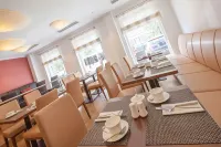 ADELANTE Boutique Hotel - Boutique