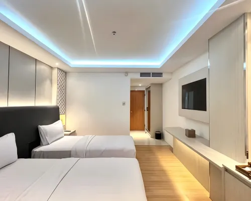 Royal Asia Hotel Hotel dekat Jembatan Ampera