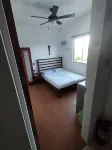 Roger's Place Guesthouse - Guest houses