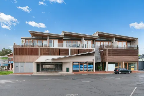 Byron Butter Factory Apartments - Apartments
