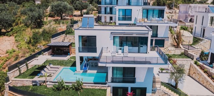 Promar Villas & Apartments Hoteles en Himarë