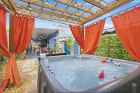 2Bd/1B/7Ppl/Wi-Fi/BBQ/Spa/Free Parking & Washer/Dryer
