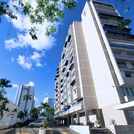 Sand and Sun: Beautiful Studio in Isla Verde, Walking to the Beach