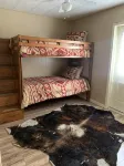 A quiet country retreat 8 miles from town. - 2-Star