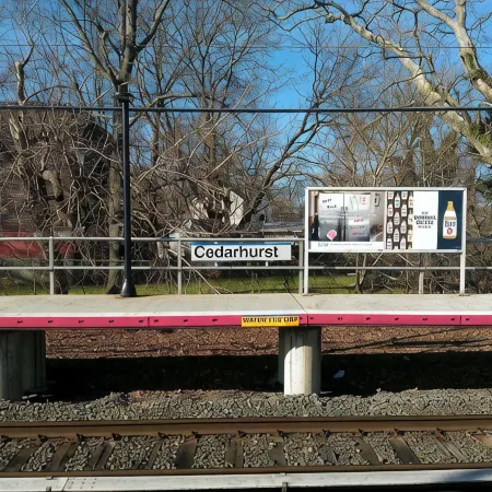 Cozy, Charming and Private Guest House Near JFK, LIRR, NYC! Отели рядом с достопримечательностью «Железнодорожная станция JFK Air Train»