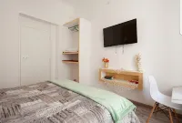 Equipped apartment, with 43 "TV and Netflix, 2 minutes from the station, - 2 stelle
