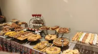Enala Hotel - Tabuk - sarapan