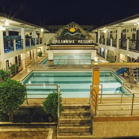 Dreamwave Hotel Ilagan
