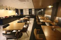 Elga Hotel - فطور