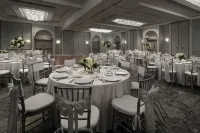 Marriott Park Ridge - Boutique