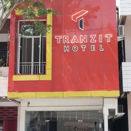 Tranzit Hotel