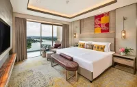 Taj Lakefront Bhopal Отели в г. 