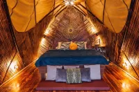 Qasa Boutique Hotel and Retreats - LGBTQ - breakfast