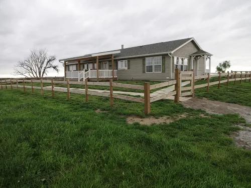 Escape To The Country In Comfort And Style In An Eco-Friendly House - 3-Star