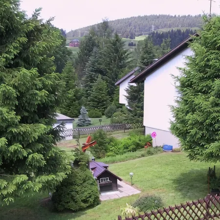 Lovely, quiet 4-star apartment for two - close to village and lake - Wi-Fi