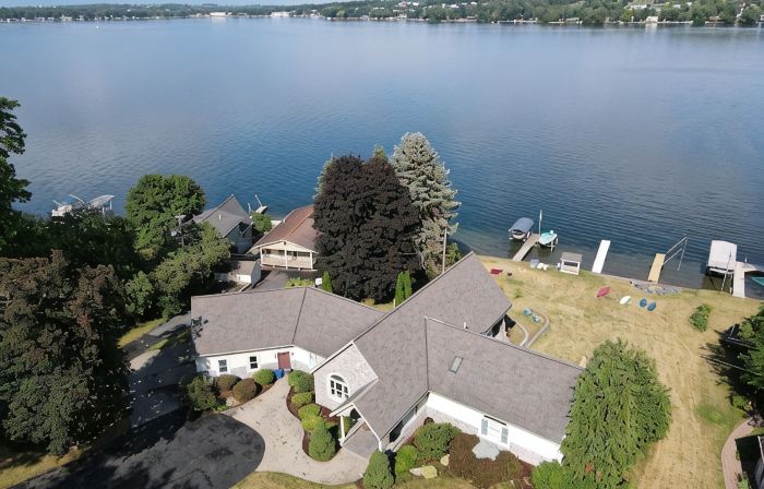 Stunning Keuka Lake House! Kayak, SUP, fish, swim, campfires