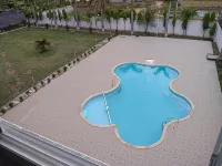The Rajgir Residency - piscina