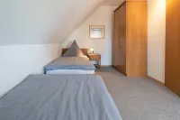 Semi-detached house with wide field view - 3-Star
