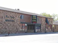 Bear Lodge Motel