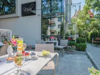 Molo Residence Hotels near Crooked House
