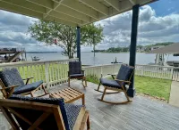 Linda's Lake House Waterfront on Lake Conroe