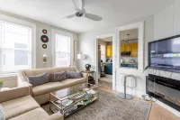 Modern + Spacious 5BR/2BA Home, Renovated Backyard - Wifi