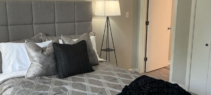 Stylishly designed, this town home offers comfort and sophistication. Hotels in Dayton