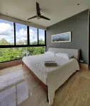 Brand New Build - Best Location 2 Blocks from the Fery Ocean View Pool Roof Top. - 4 stjerner
