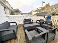 Bay Watch House, St Ives With Sea Views of Porthmeor Beach, Parking For 2 Cars. - 3-Star