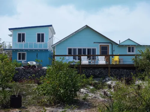 Historic Island Retreat on Little Exuma - Homestays