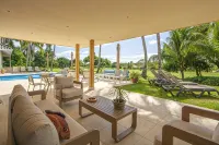 ATTRACTIVE RATES JUST REMODELED  - Near Beach 4 BD Amazing Golf View Villa - ヴィラ