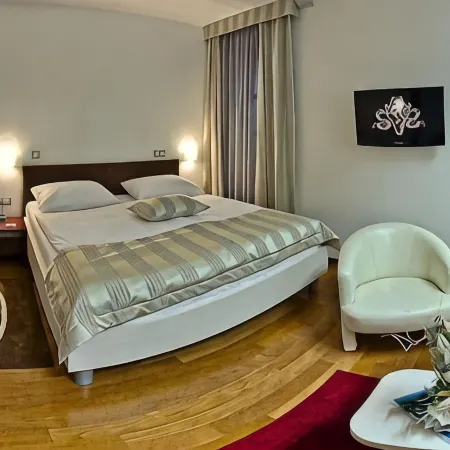Hotel Monika