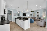 5 BR Home in the Sandestin Resort! Near Beach & Baytowne Wharf, WiFi, Golf Cart! - 3-Sterne