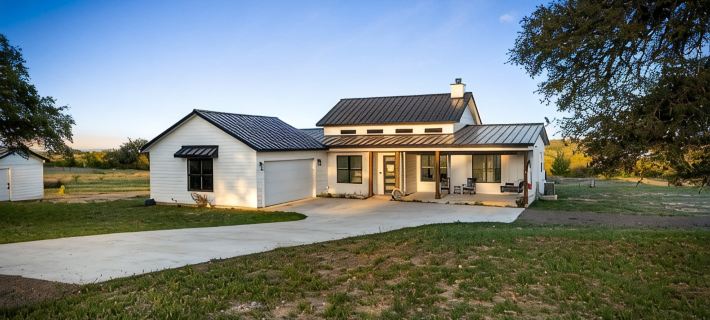 NEW Pool, Hot Tub, Fire Pit, Views on 10 acres, 5 mins from DT Johnson City! 블랑코 카운티 호텔