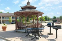 Super 8 by Wyndham Fairfield, TX