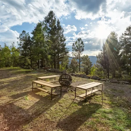 Family-Friendly Modern Cabin with Spectacular Views
