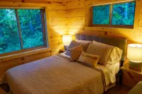 Towhee cabin at Driftless Creek