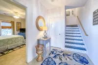 Spacious 5 BR House with Private Pool and ICW views - balcony