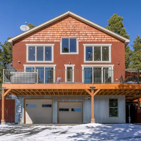 Embrace Coziness At Rudolph Ranch: Skiing, Hiking, Trail, Casino's. Pet friendly