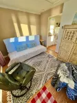 Waterfront Beach Cottage Studio Sunsets Private 90 Mins MetLife - Country Houses