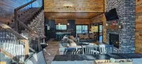 Fun group? Fun Cabin near Robbers Cave State Park!  Sleeps 14! - Wifi