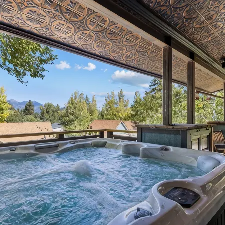 Hot tub, Mnt. Views, A/C, Downtown -  Eco Chalet!
