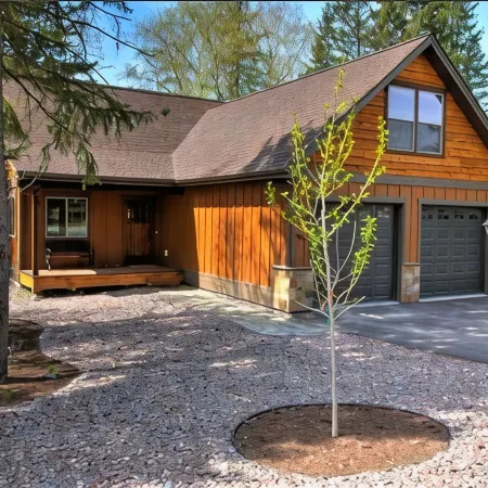 House on Golf Course with Hot Tub!