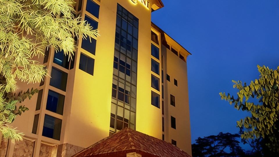 Harmoni Suites Hotel