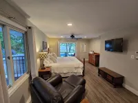 Lakeside Home, New Pool, Carriage House, level & private, 6 BR, 120'  frontage! - 4-Star