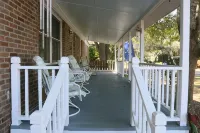 Enjoy Charlestons History & Carolina Sun -  3BR 2 BATH Old Mt. Pleasant - 2 星級