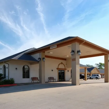 SureStay Hotel by Best Western Alice