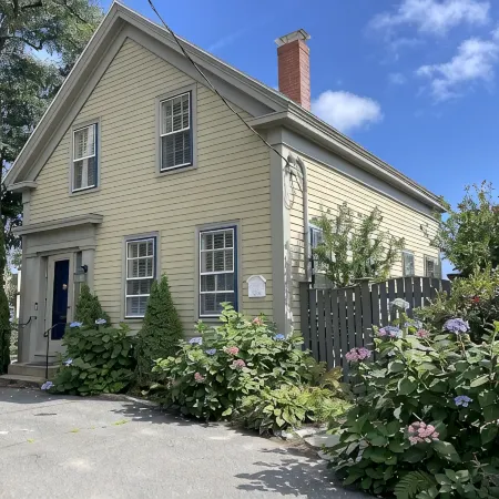 Historic home with modern amenities in the heart of town, walk everywhere!