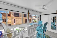 Sandy Cheeks & Barefeet, Gorgeous Interior Gulf Beach Place, Pool, on Beach Side - Pools